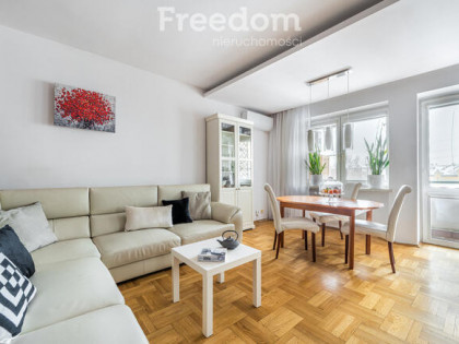 Rozkładowe 3-pokoje/Duży balkon/Klimatyzacja