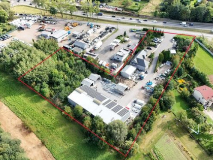 Hala produkcyjna/Magazyn + Biura na sprzedaż