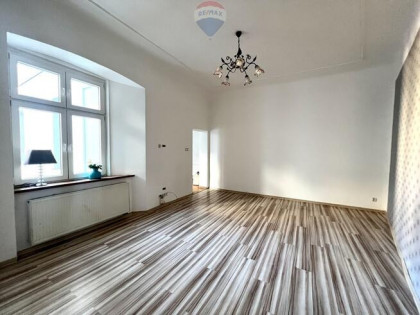 mieszkanie 2 pok. w centrum Gniezna z piwnicą