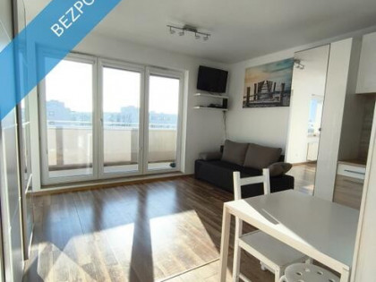 Rezerwacja. Kawalerka 28 m Osiedle Zielona Dolina II- ul. Belliniego w Warszawie