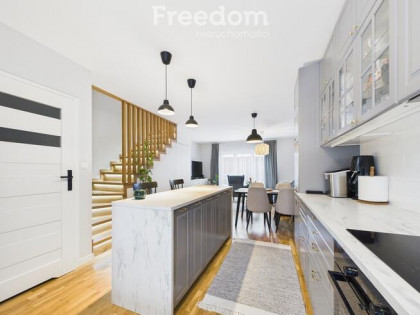 Kłodawa, Bliźniak, Wysoki Standard