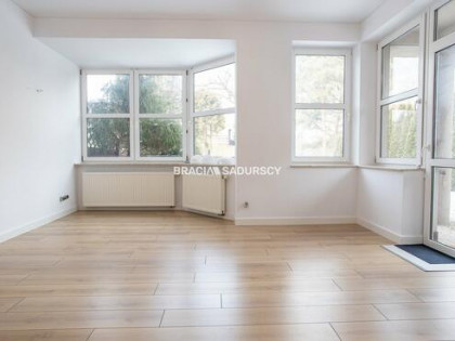 Dom Kraków Dębniki, Kostrze, Dąbrowa