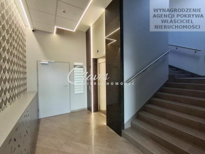 Lokal usługowy lub biuro w nowoczesnym budynku