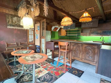 Lokal 35 m² przy rynku – handel/usługi/gastro