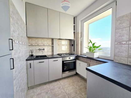 Na wynajem kawalerka os.Zwycięstwa