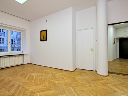 Mieszkanie, Biuro lub Kancelaria w kamienicy ul. Tamka 5