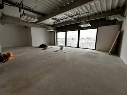 Sprzedam lokal stan deweloperski