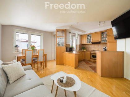 3 pokoje/balkon/Centrum Ożarowa