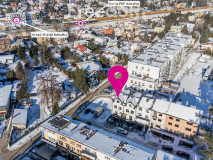 Atrakcyjny dom w Centrum Kobyłki