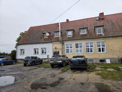 Sprzedaż z wolnej ręki - udział 1/2