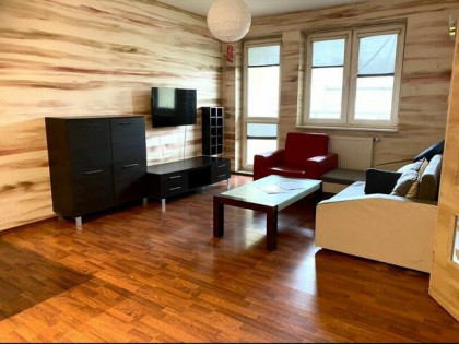 TANIO!!! Piękne mieszkanie do wynajęcia-- 3500 z czynszem