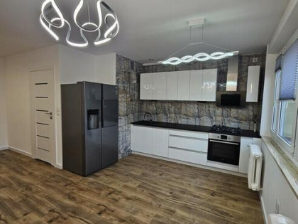 Ładne po remoncie 3 pokoje oś. Słoneczne !!