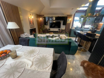 Sprzedaż z meblami i wyposażeniem ,