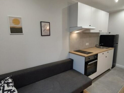 Do wynajęcia funkcjonalna kawalerka, Skarbnika 21