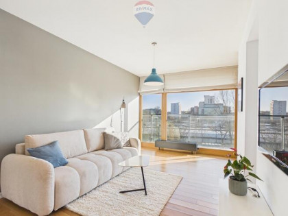 3 pokoje, ul. Kolejowa, metro, 64m2