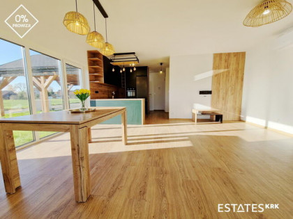 Nowoczesny dom z 5 pokojami, 2 łazienkami, Kraków