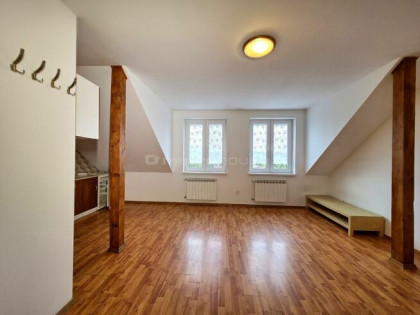 * Kawalerka 30,5 m²  blisko jeziora i centrum *