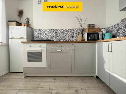 Kawalerka z dużym balkonem w Centrum Grodziska.