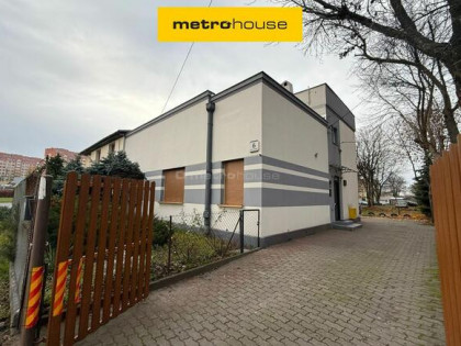 Budynek usługowo  mieszkalny ul: Broniewskiego 6