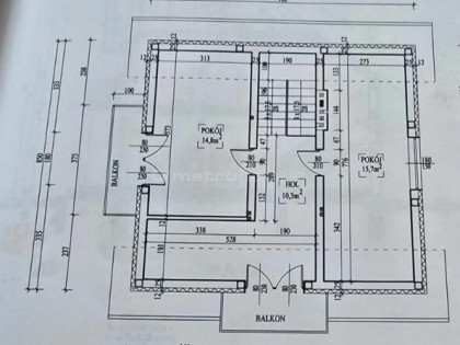 WYJĄTKOWY DOM W OTOCZENIU LASU.