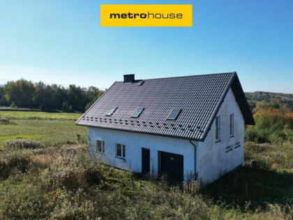 Dom w stanie deweloperskim w Smarżowej