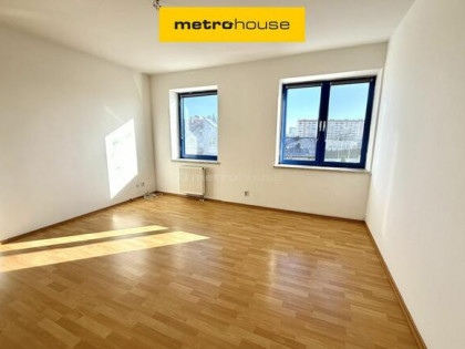 3-pokojowe mieszkanie w kamienicy  Śródmieście