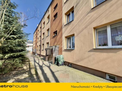 Praktycznie nowe mieszkanie  w super lokalizacji.