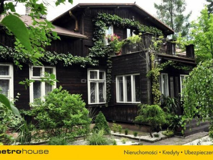 Elegancki dworek w malowniczych Żakowicach