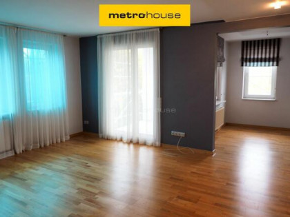 Apartament - 4 pokoje z garażem i balkonem!