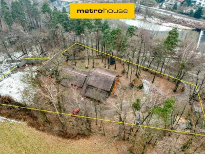 Ośrodek sportowo-rekreacyjny w Ustroniu przy rzece