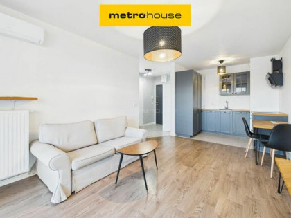 2 pokoje, miejsce postojowe, Apartamenty Ostródzka