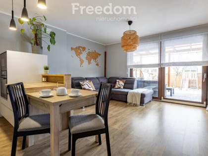 Nowoczesny dom szeregowy, parterowy w Skórzewie