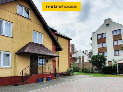 DOM NA PÓŁWYSPIE HELSKIM BARDZO BLISKO MORZA