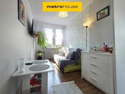 Mieszkanie 58m2 - 4 pokoje przy ul. Kolejowej.