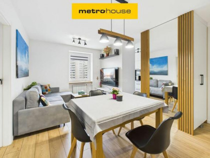 3-Pokojowe mieszkanie na ostatnim piętrze!