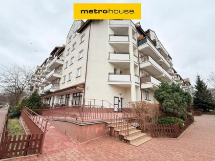 Przestronny lokal z witrynami, 5 min Metro Kabaty