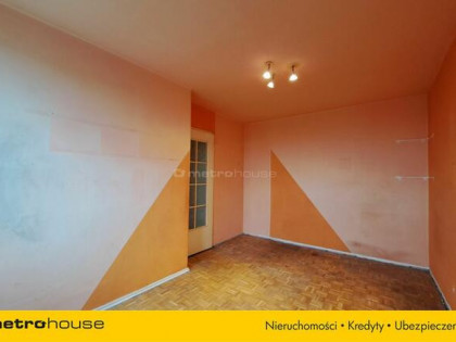 3 pokoje, ul. 11 listopada, do własnej aranżacji!