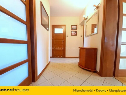 3 pokoje/64 m2/balkon 5 m/Pruszków