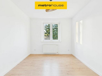 Przytulne, odnowione mieszkanie z potencjałem.