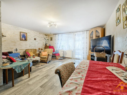 Bezczynszowy segment z garażem i 2 ogrodami – Twój azyl przy jeziorach Lisnówko