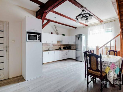 Budynek pow. ok. 1000 m2