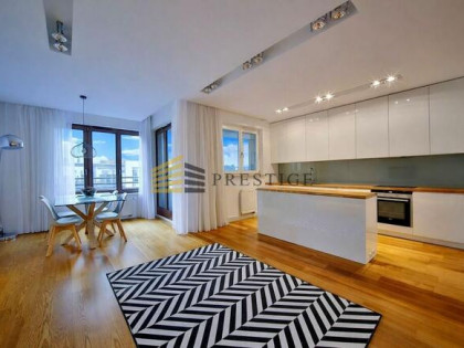 3 pokoje | 88 m² | Taras | Metro Dworzec Gdański |