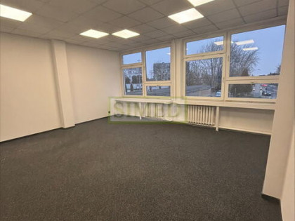 6 pokoi ,dobry dojazd ,parking,dostęp 24h