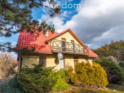 Urokliwy dom w Mesznej – cisza i natura