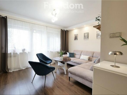 Komfortowe mieszkanie na parterze, 53m2 Bełchatów