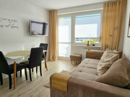 Piękne 2 pokoje jasne II piętro winda loggia DO WPROWADZENIA