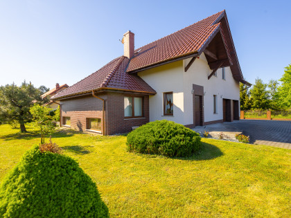 Pęgów - piękny dom gotowy do zamieszkania z uroczą działką