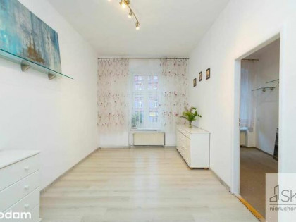 Nadodrze – 2 pokoje w kamienicy, 1. piętro