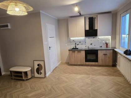 Kawalerka 30 m² z komórką 4m2 po remoncie - bezpośrednio