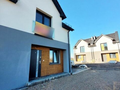 Kraków - Nowa Huta - bliźniak gotowy